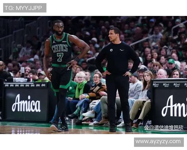 凯尔特人对阵太阳的精彩直播全程回顾与赛后分析 凯尔特人对阵太阳的精彩直播全程回顾与赛后分析