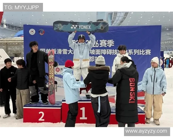 重庆滑板队在全国滑板状态排行榜中荣登第十名展现出强劲实力与潜力 重庆滑板队在全国滑板状态排行榜中荣登第十名展现出强劲实力与潜力