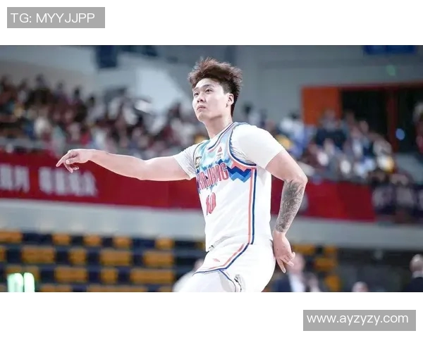 CBA精彩回放广东队与上海队激战全程回顾与精彩瞬间分析 CBA精彩回放广东队与上海队激战全程回顾与精彩瞬间分析